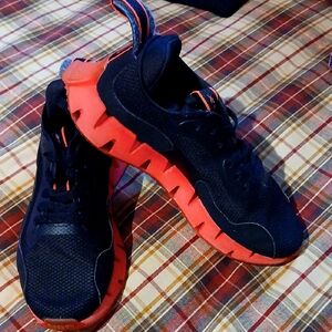 🎈Men's Reebok Zig Dynamica Running/Crossfit Sneakers Sz 7